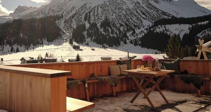 Beautiful ski-in ski-out chalet in Lech - Sonnenhof