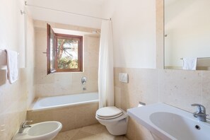 Apartment, Garden View | Bathroom - Residence La Canova II (Marina di Grosseto)