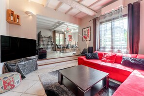 TV, DVD player, stereo