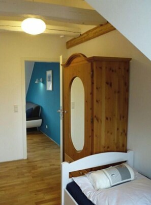 Luokittelematon kuva, 3 kautta 12, painike