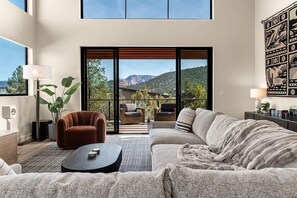 TV, video games - Hilltop Retreat Spectacular Red Rock Mtn Views! Be (Sedona)