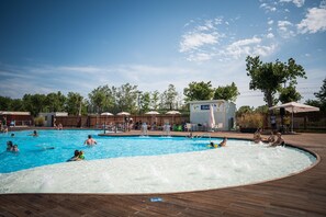 Mobile Home | Pool - Friendly Mobile Home in Rimini Family Village (Rimini)