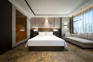 Basic Double Room, City View | Desk, laptop workspace, free WiFi - Giorgio Morandi Hotel - Langfang Wanda Plaza (Langfang)