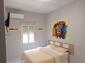 3 bedrooms, Internet, bed sheets - INITIATIVE 2: THE LIGHT AND THE WAY (madrid)