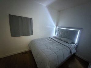 Unclassified image, 3 of 12, button