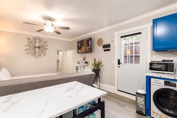 Interior - Dallas Studio - Farmers Branch (Farmers Branch)