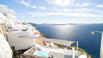 Suite panorámica, bañera de hidromasaje, vistas al mar | Terraza o patio