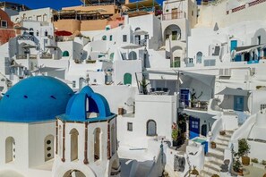 Exterior - Santo Blue Horizon - The Blue Domes View (Santorini)