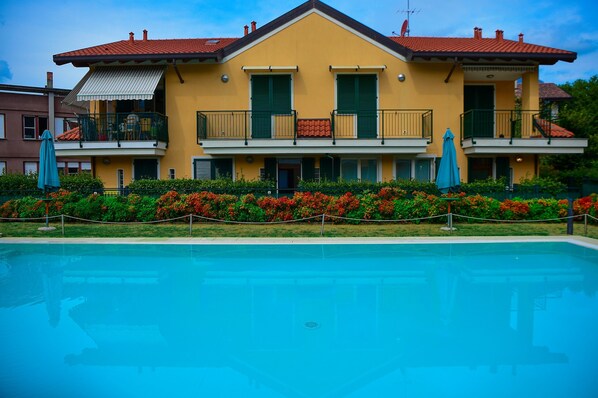 Imagem sem classificação, 1 de 39, botão