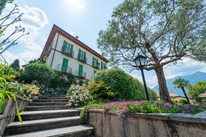 Imagem sem classificação, 3 de 45, botão