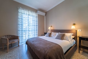 3 chambres, fer et planche Ă repasser, Wi-Fi gratuit, draps fournis