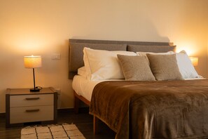 4 Schlafzimmer, Bügeleisen/Bügelbrett, kostenloses WLAN, Bettwäsche