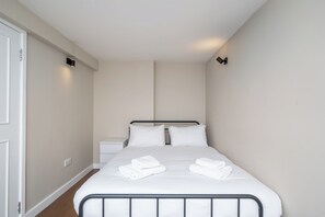 Strykejern/-brett, wi-fi og sengetøy