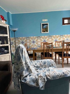 Immagine non classificata, 5 di 28, pulsante