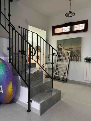 Interior - AT THE CENTER, SEA, SORRENTO, POSITANO, VESUVIANA, WITH CAR PARKING AND AIRPORT BUS (Vico Equense)
