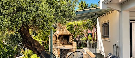 Villa Familiale, 4 chambres, piscine privée | Terrasse/Patio