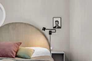 Room - Nice two Bedroom, Downtown Apartment With Balcony (Akureyri)