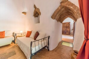 3 Schlafzimmer, Bügeleisen/Bügelbrett, WLAN, Bettwäsche