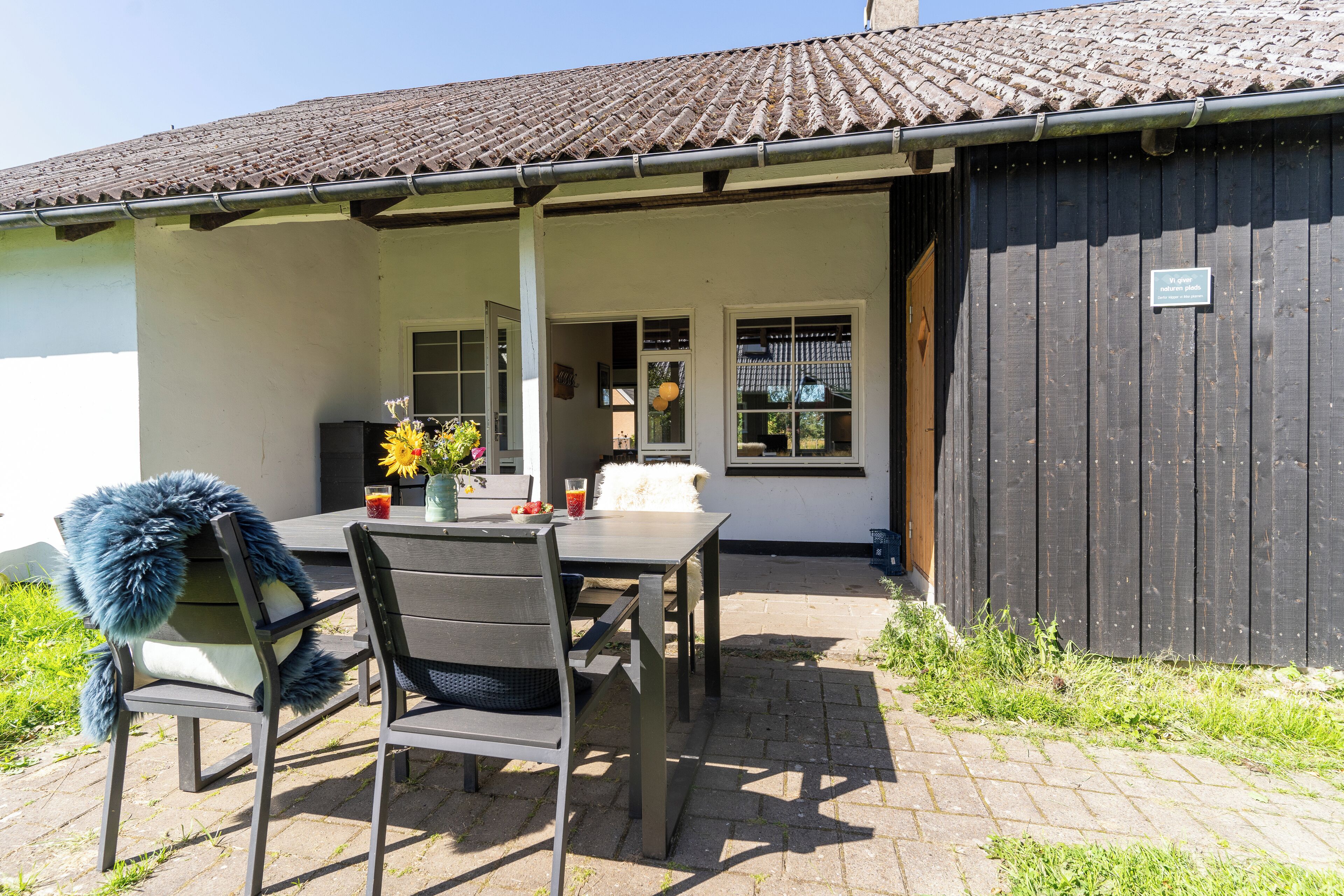 Apartment, 2 Bedrooms, Garden View, Ground Floor | Outdoor dining