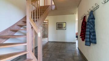 Cottage, 6 Bedrooms, Mobility Accessible, Garden View | Room amenity