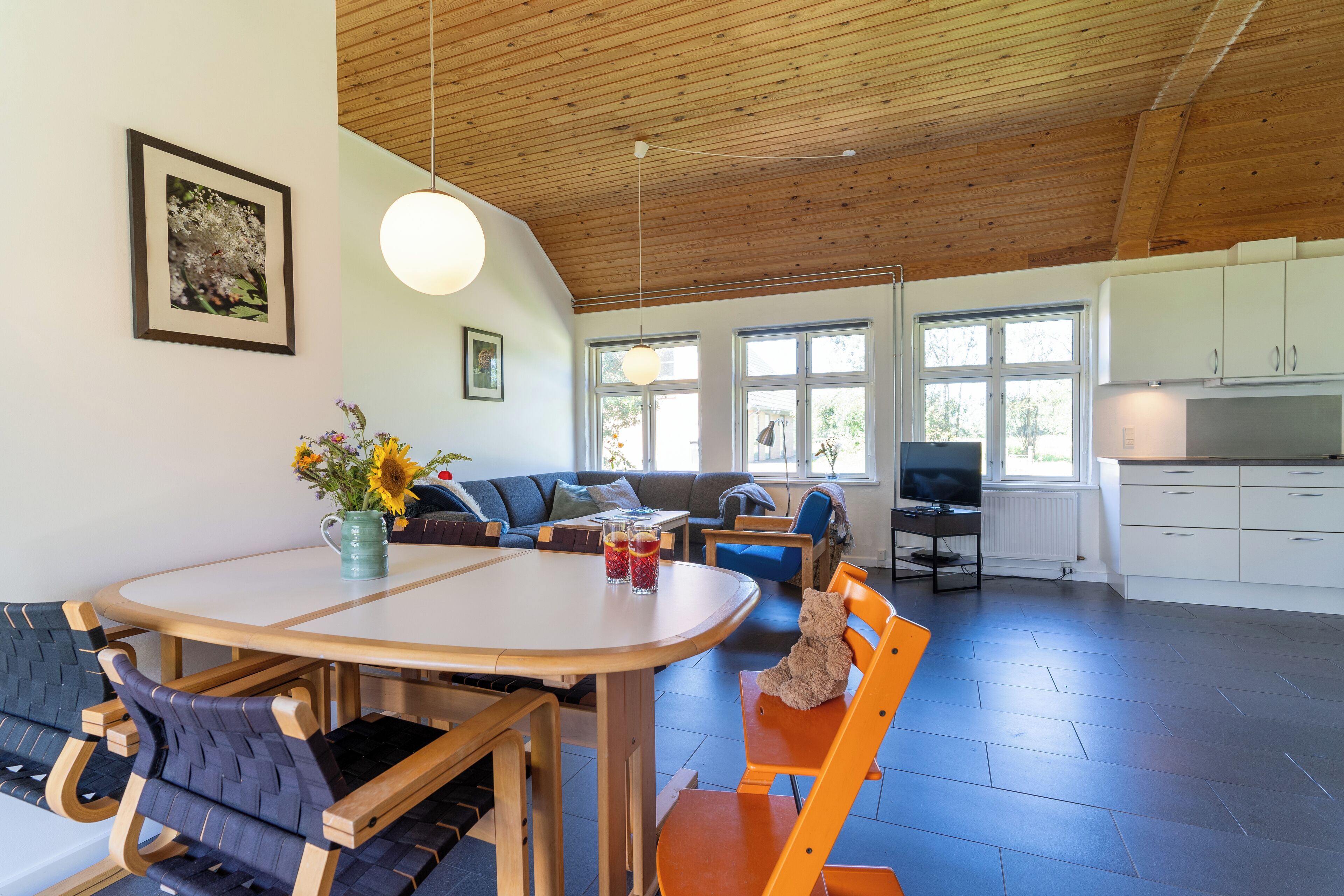 Apartment, 2 Bedrooms, Garden View, Ground Floor | Dining room