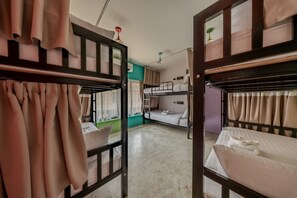 豪華共用宿舍, 非吸煙房