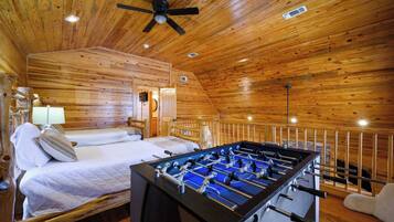 2 bedrooms, individually decorated, individually furnished, bed sheets