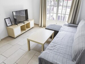 TV - Sun, sea, and relax in the heart of Fuengirola (Fuengirola)