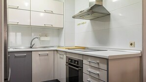 Coffee/tea maker, fridge, microwave, oven - Quiet area, close to everything (Málaga)