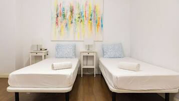 2 chambres, fer et planche Ă repasser, Wi-Fi, draps fournis