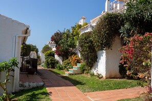 Property grounds - Charming Holiday Apartment in Nerja (Nerja)