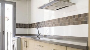 Coffee/tea maker, fridge, microwave, oven - Live the experience in Málaga (Málaga)