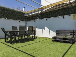 Outdoor dining - Live the experience in Málaga (Málaga)