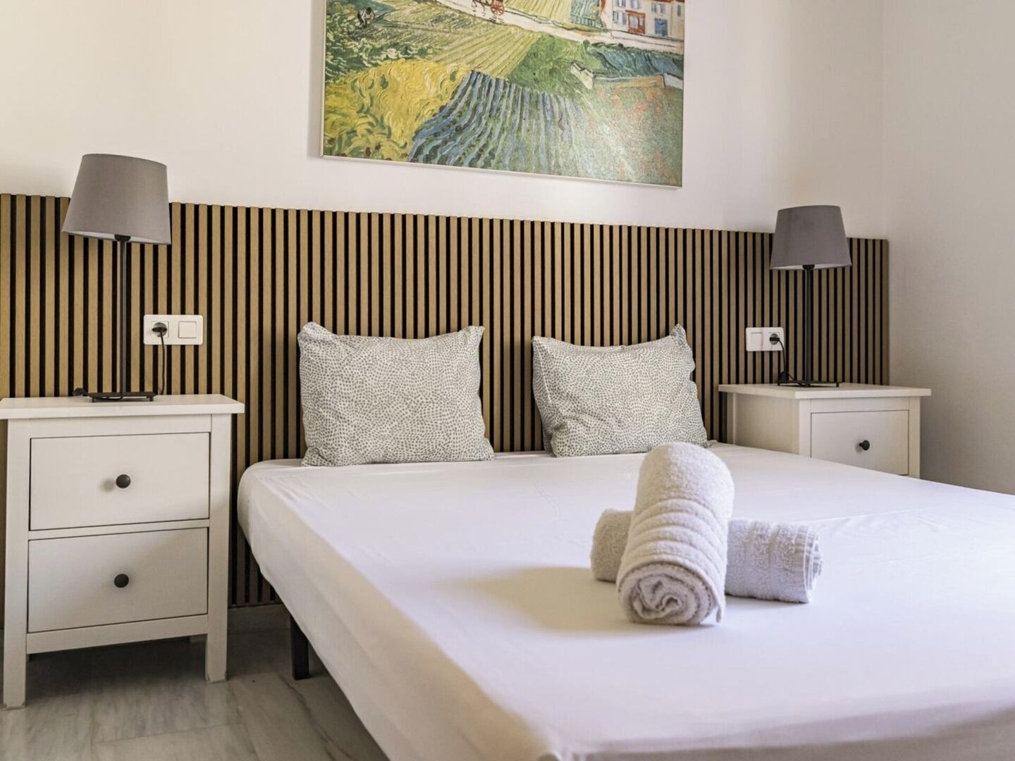 2 bedrooms, iron/ironing board, WiFi, bed sheets