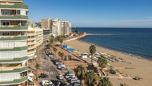 Unclassified image, 2 of 35, button - Luxury Seaview Fuengirola (Fuengirola)