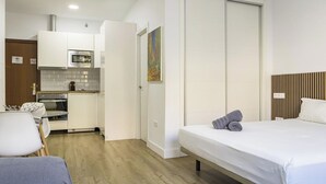 Iron/ironing board, WiFi, bed sheets - Your ideal base in the heart of Malaga (Málaga)