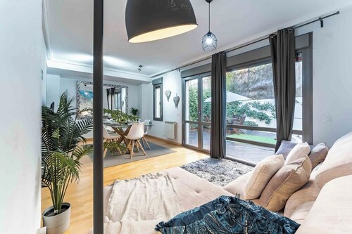 Great House Madrid Center