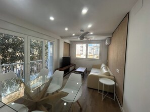 TV - Your getaway on the Fuengirola Promenade (Fuengirola)