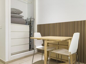 Dining - Modern apartment next to the beach and restaurants (Fuengirola)