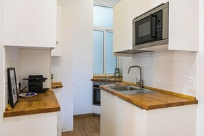 Fridge, microwave, oven, stovetop - Andalusian charm next to the Cathedral (Málaga)