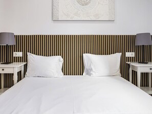1 bedroom, iron/ironing board, WiFi, bed sheets - Perfect design and location in the old town (Málaga)