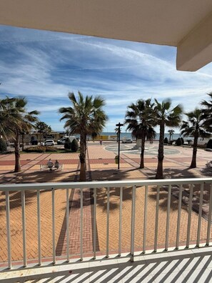 Property grounds - Moments from the sea and scenic coastal walks. (Fuengirola)