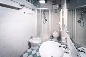 Bathroom - Welcome in Trastevere apartment (Roma)