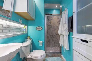 House | Bilik Mandi