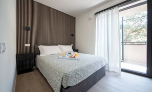 2 bedrooms, desk, iron/ironing board, free WiFi - THE TULIPANO New three-room apartment near the sea with balcony, climate and parking space. (Pesaro)