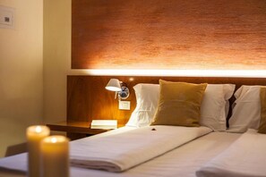 Superior Apartment, City View | In-room safe, blackout drapes, iron/ironing board, free WiFi - Appartamenti La Grotta (Bardolino)