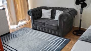 Comfort Studio, Balcony | Living area