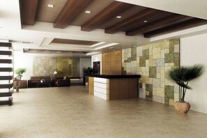 Condo, 1 Bedroom, Accessible, Mountain View | Lobby - DLC Place - Splendido Taal Tower 1 Tagaytay (Laurel)