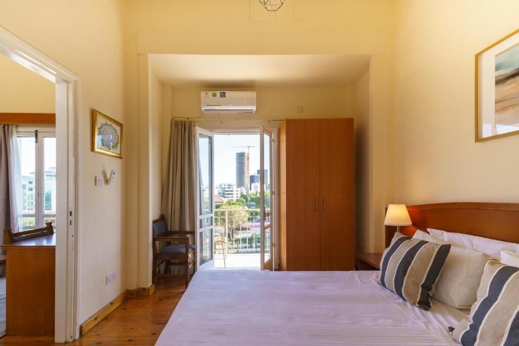 شقة - بشرفة - منظر للمدينة | مكتب ومكواة/لوح كي وواي فاي مجانًا