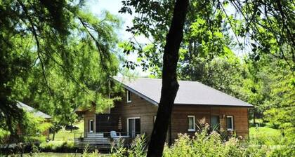 Cottage in Coly With Private Lake Access